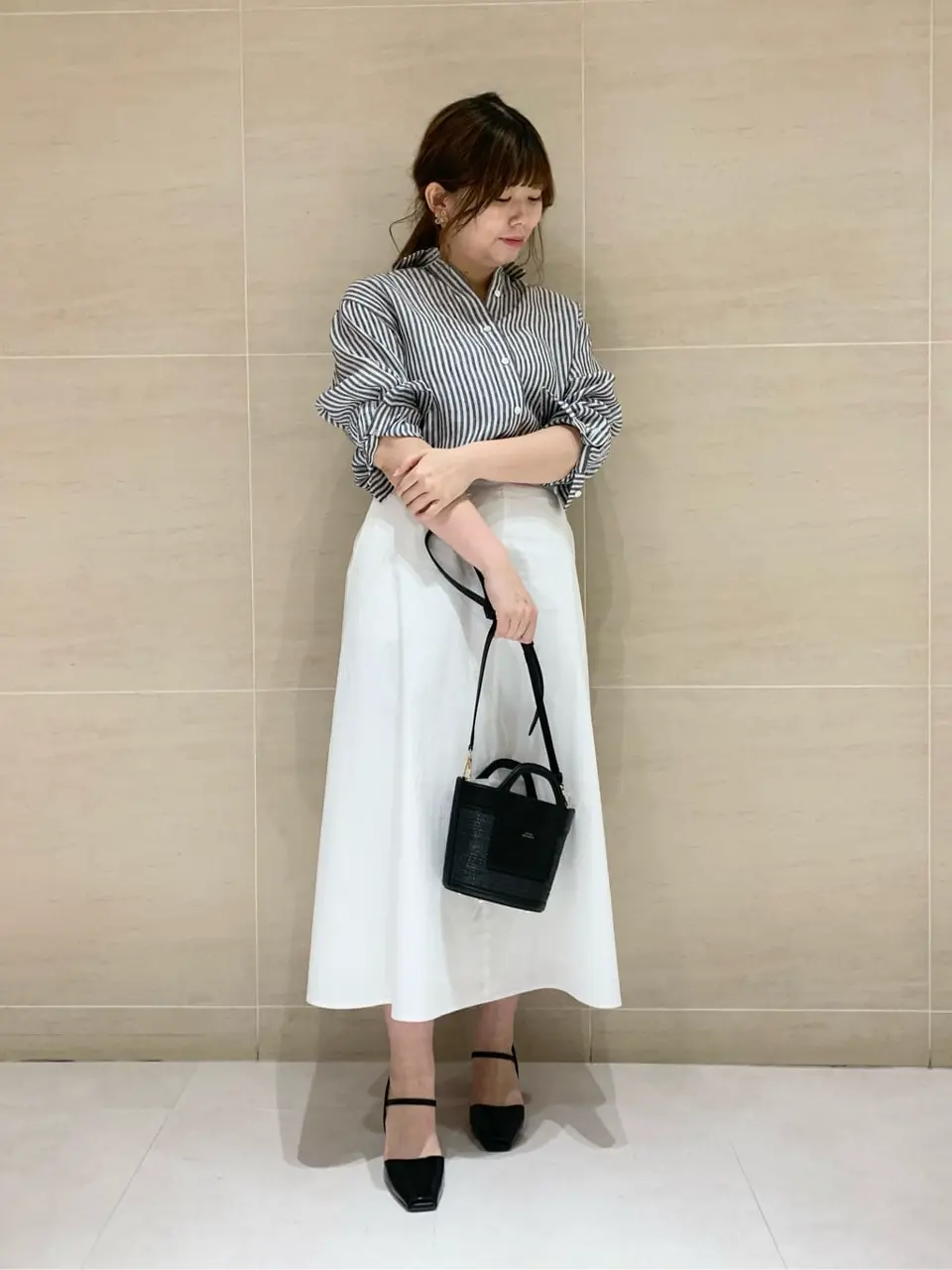  出口 コーディネート画像