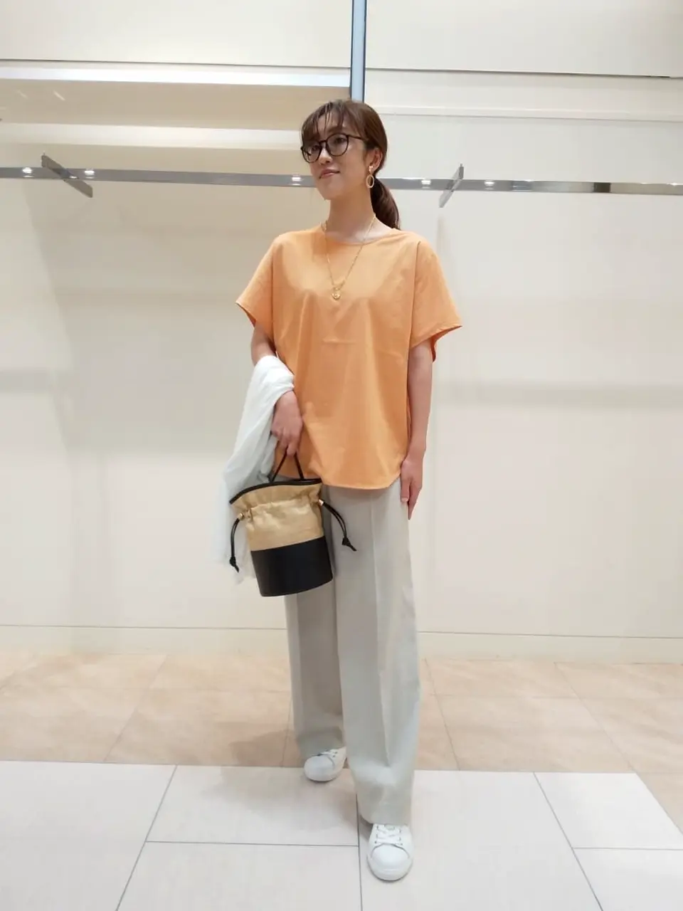 23区 L スタッフ コーディネート画像