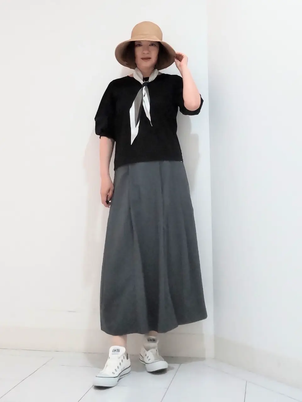  ナオミ コーディネート画像