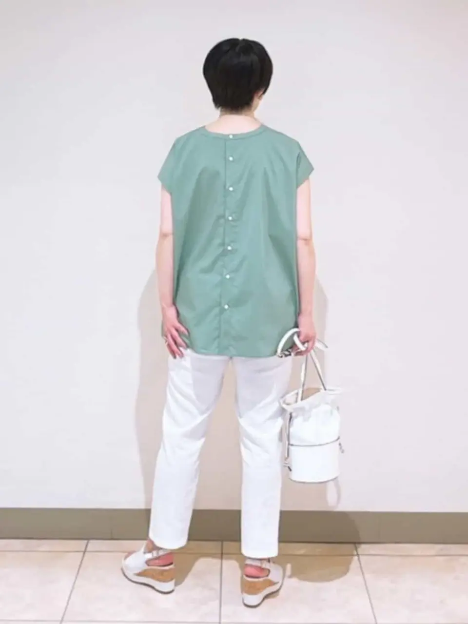 23区 L スタッフ コーディネート画像