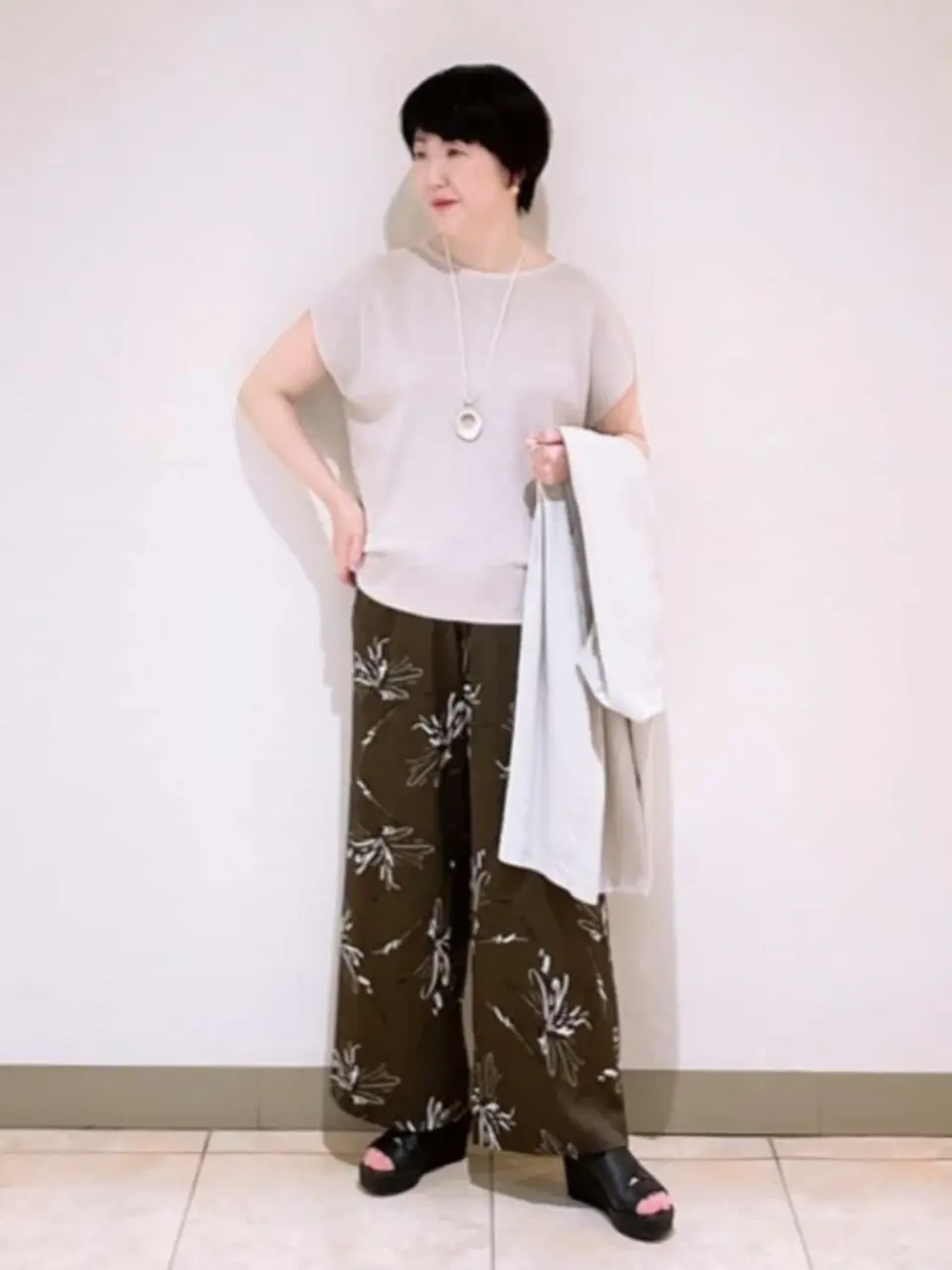 23区 L スタッフ コーディネート画像