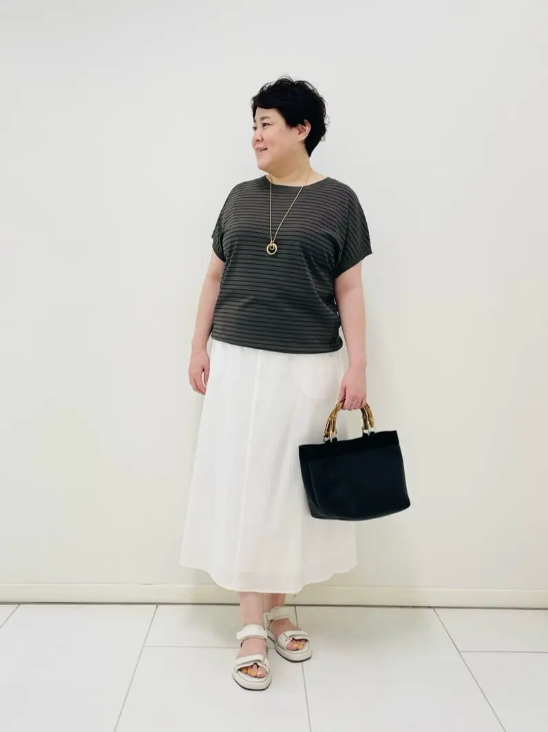 23区 L 佐藤 コーディネート画像