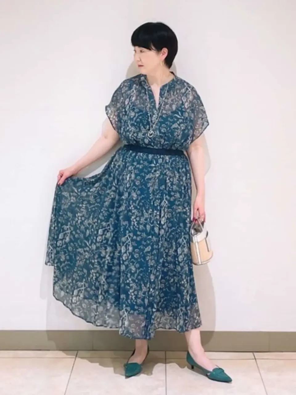 23区 L スタッフ コーディネート画像