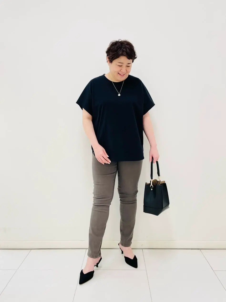 23区 L 佐藤 コーディネート画像