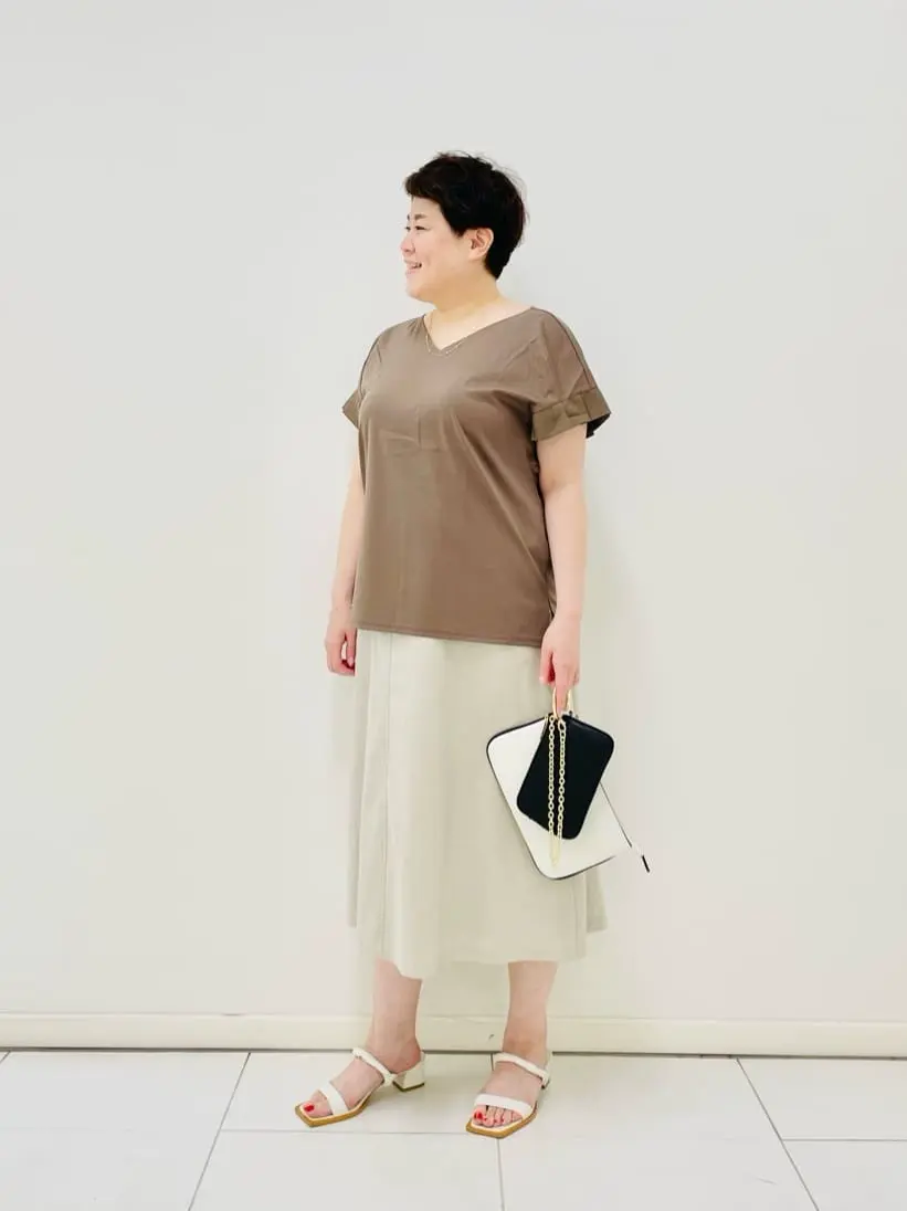 23区 L 佐藤 コーディネート画像