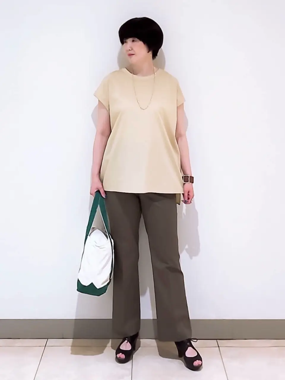 23区 L スタッフ コーディネート画像