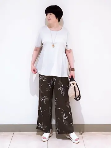 23区 L スタッフ コーディネート画像