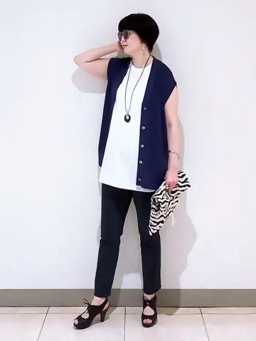 23区 L スタッフ コーディネート画像