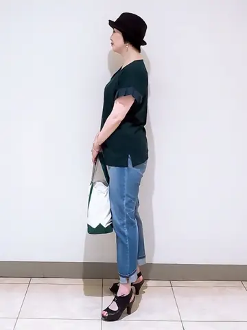 23区 L スタッフ コーディネート画像