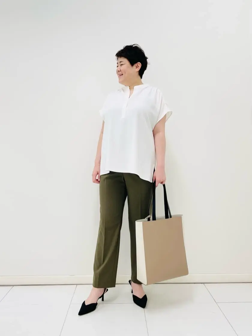 23区 L 佐藤 コーディネート画像