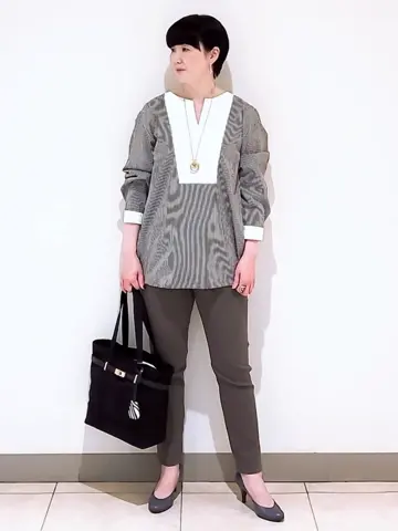 23区 L スタッフ コーディネート画像