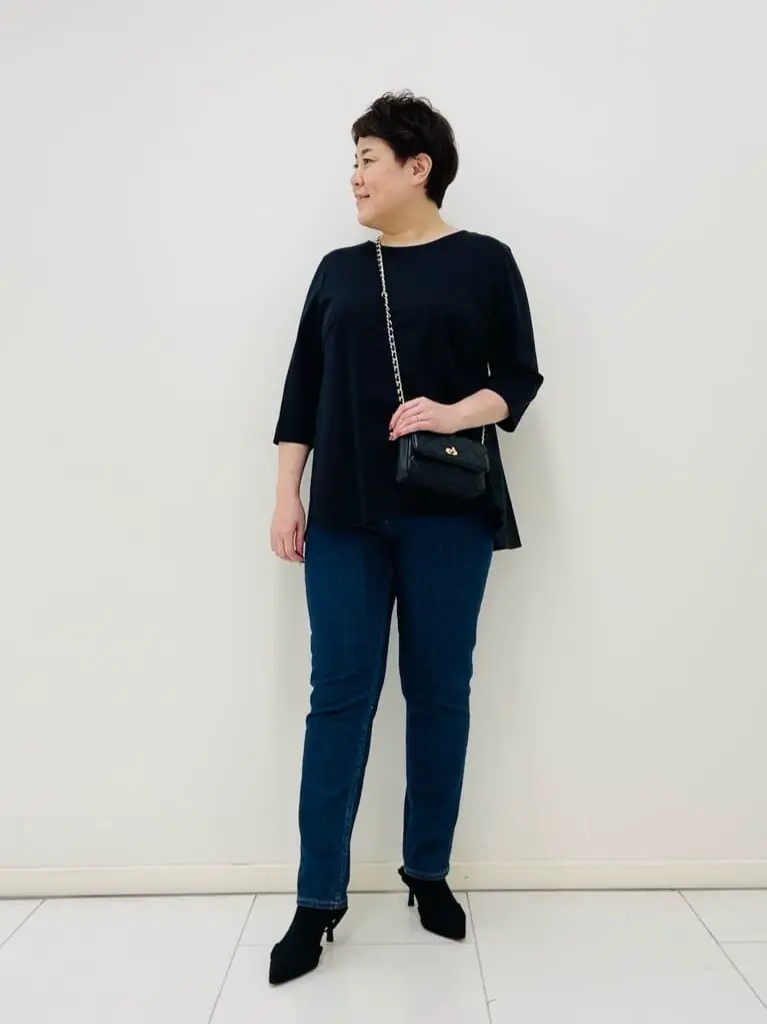 23区 L 佐藤 コーディネート画像