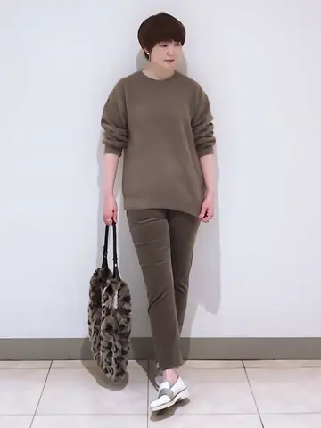 23区 L スタッフ コーディネート画像