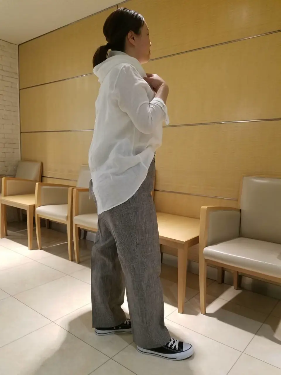  スタッフn コーディネート画像