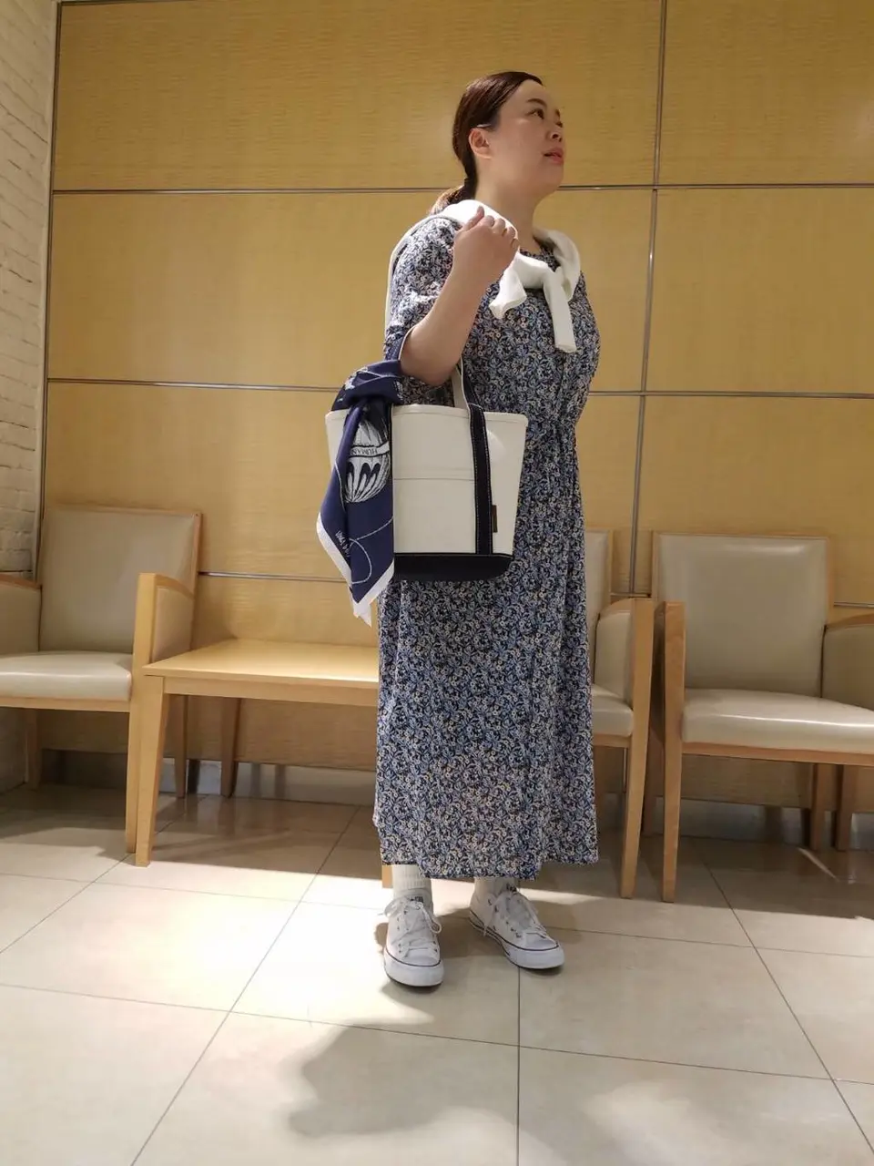  スタッフn コーディネート画像