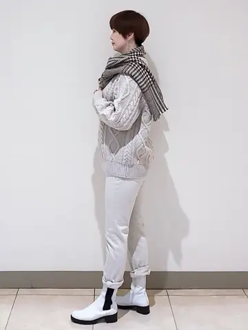 23区 L スタッフ コーディネート画像