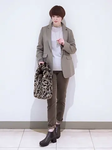 23区 L スタッフ コーディネート画像