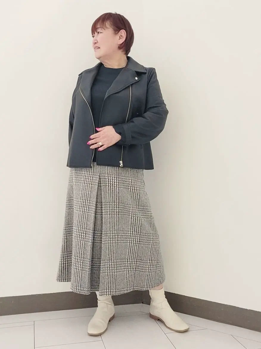  kazumi コーディネート画像