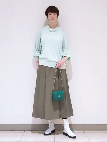 23区 L スタッフ コーディネート画像