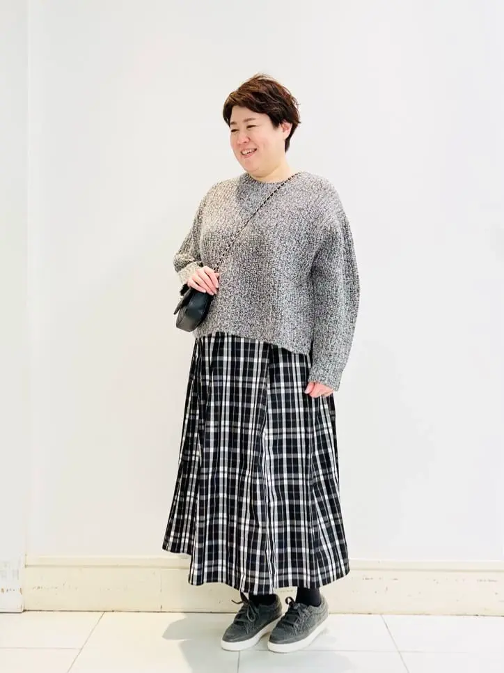 23区 L 佐藤 コーディネート画像