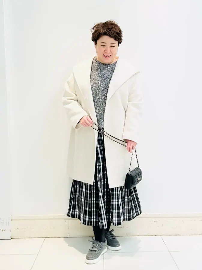 23区 L 佐藤 コーディネート画像