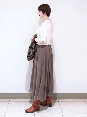 23区 L スタッフ コーディネート画像