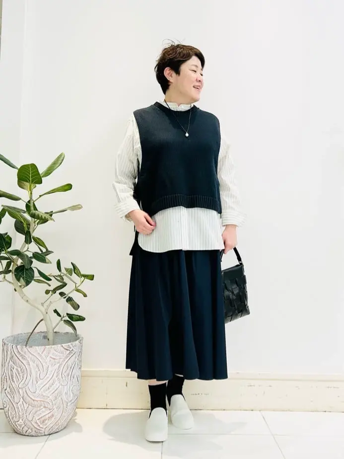 23区 L 佐藤 コーディネート画像