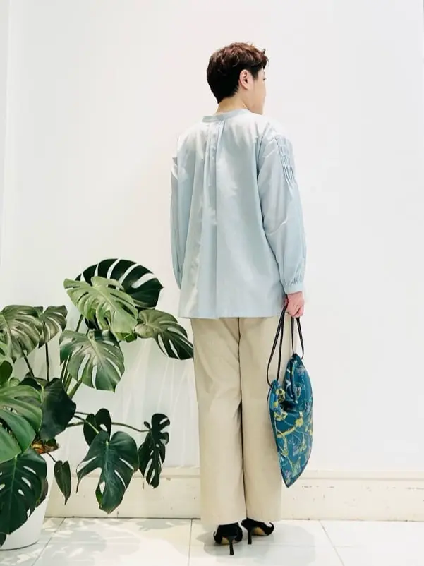 23区 L 佐藤 コーディネート画像