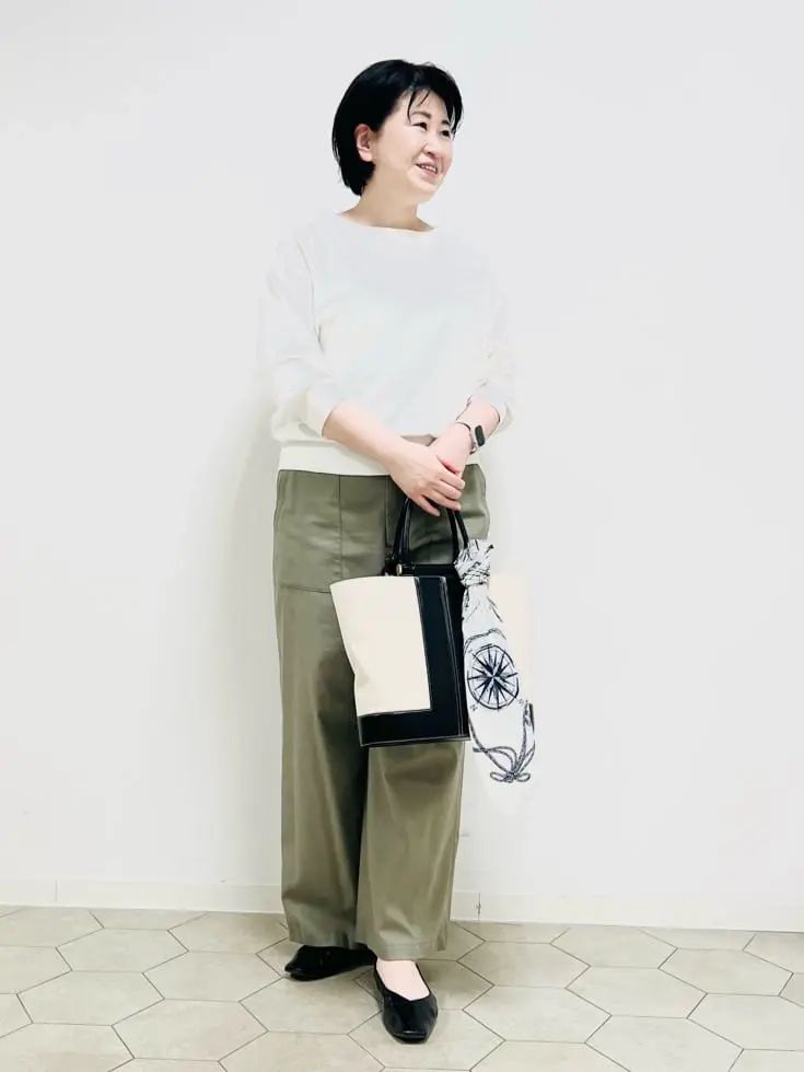 23区 L スタッフ コーディネート画像