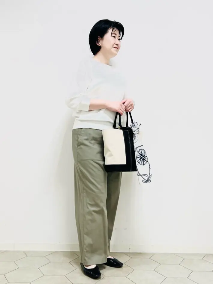 23区 L スタッフ コーディネート画像