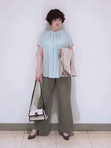 23区 L スタッフ コーディネート画像