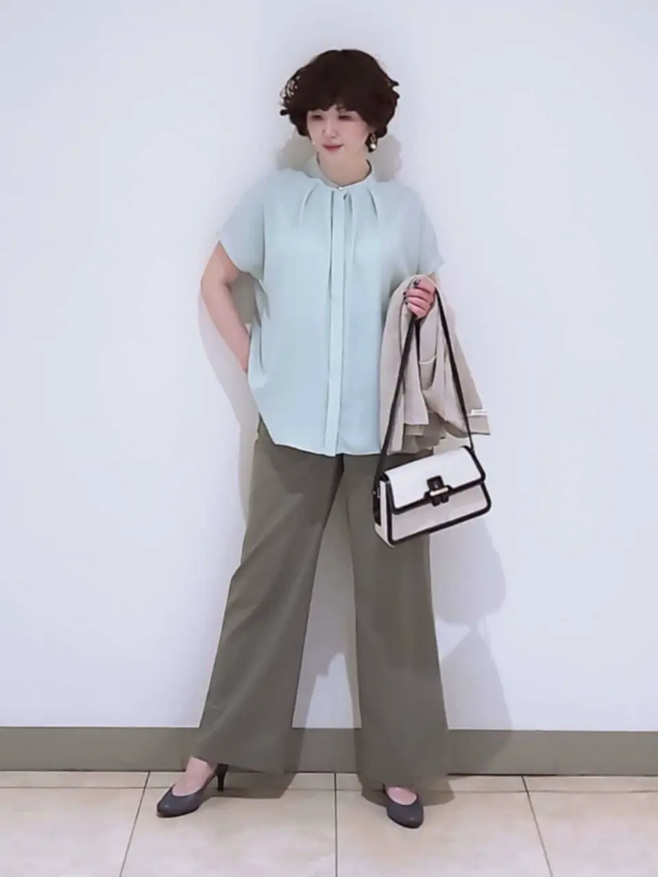 23区 L スタッフ コーディネート画像