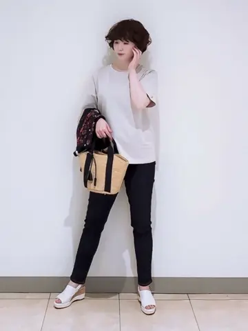 23区 L スタッフ コーディネート画像