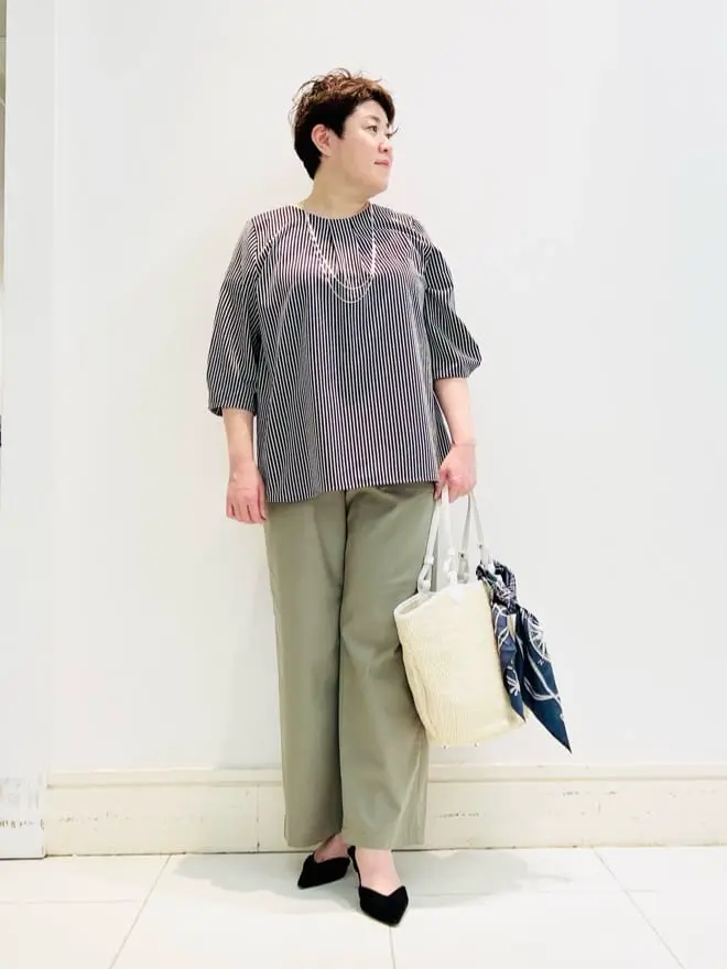 23区 L 佐藤 コーディネート画像