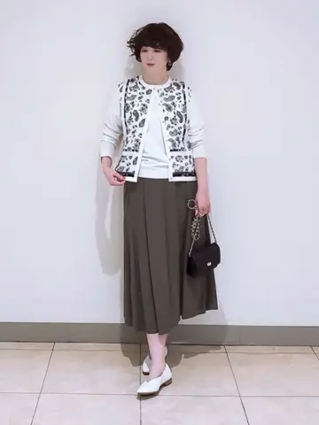 23区 L スタッフ コーディネート画像