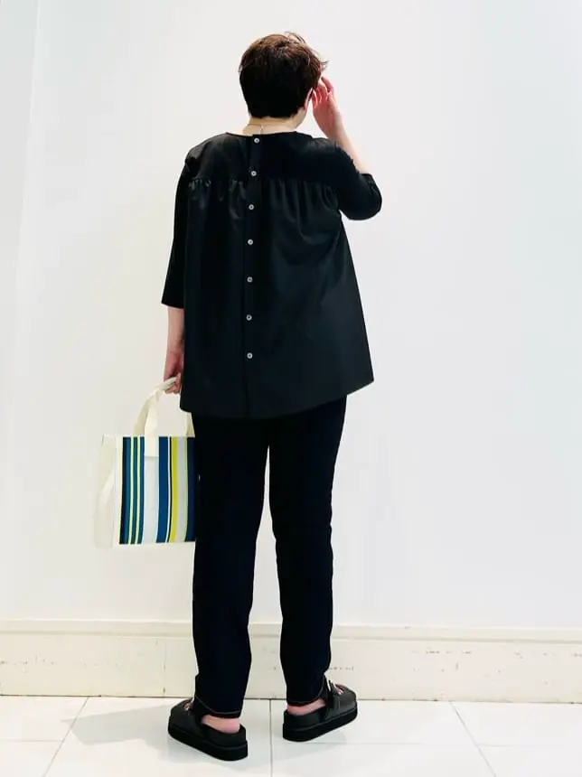 23区 L 佐藤 コーディネート画像