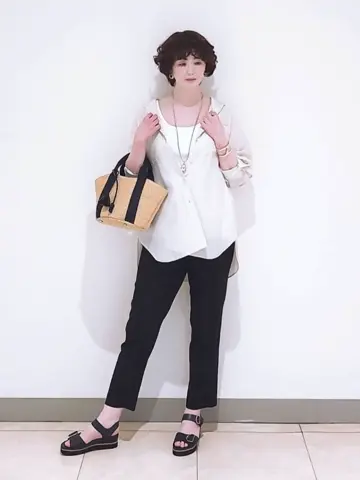 23区 L スタッフ コーディネート画像