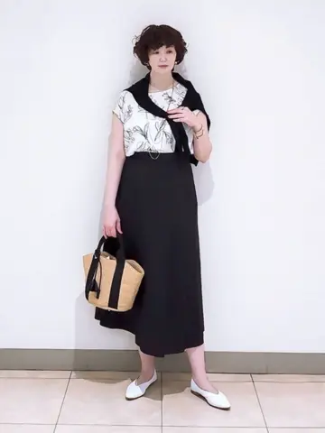 23区 L スタッフ コーディネート画像