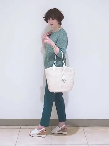 23区 L スタッフ コーディネート画像