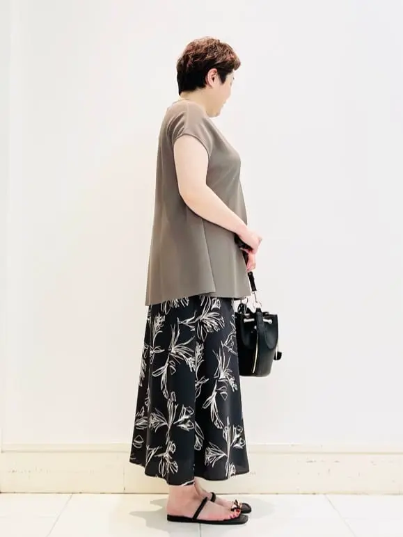 23区 L 佐藤 コーディネート画像