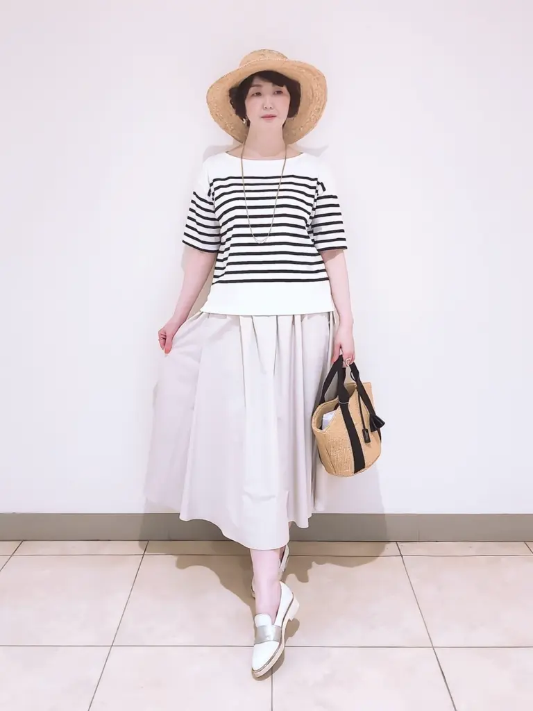 23区 L スタッフ コーディネート画像