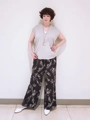 23区 L スタッフ コーディネート画像