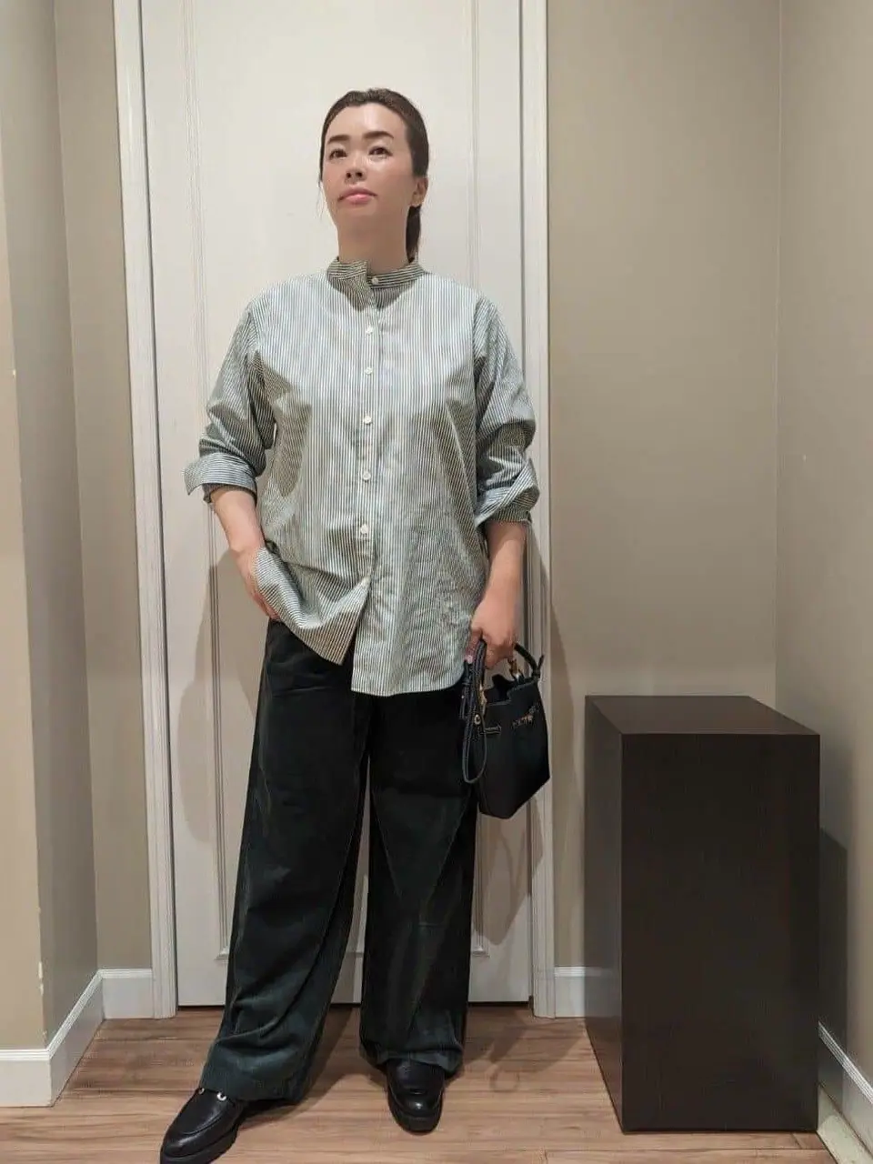 23区 L スタッフn コーディネート画像