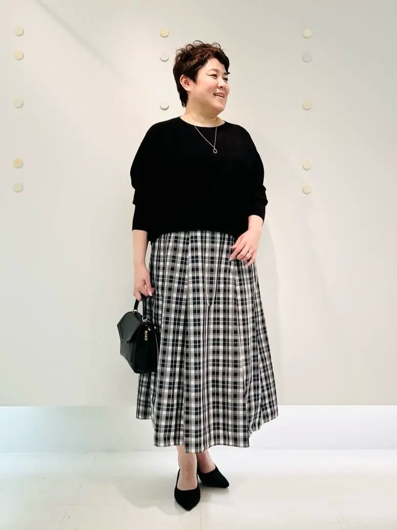 23区 L 佐藤 コーディネート画像