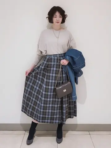 23区 L スタッフ コーディネート画像