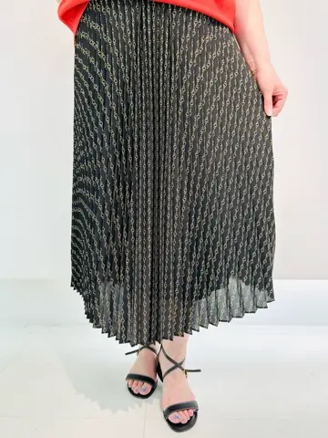 23区 L 佐藤 コーディネート画像