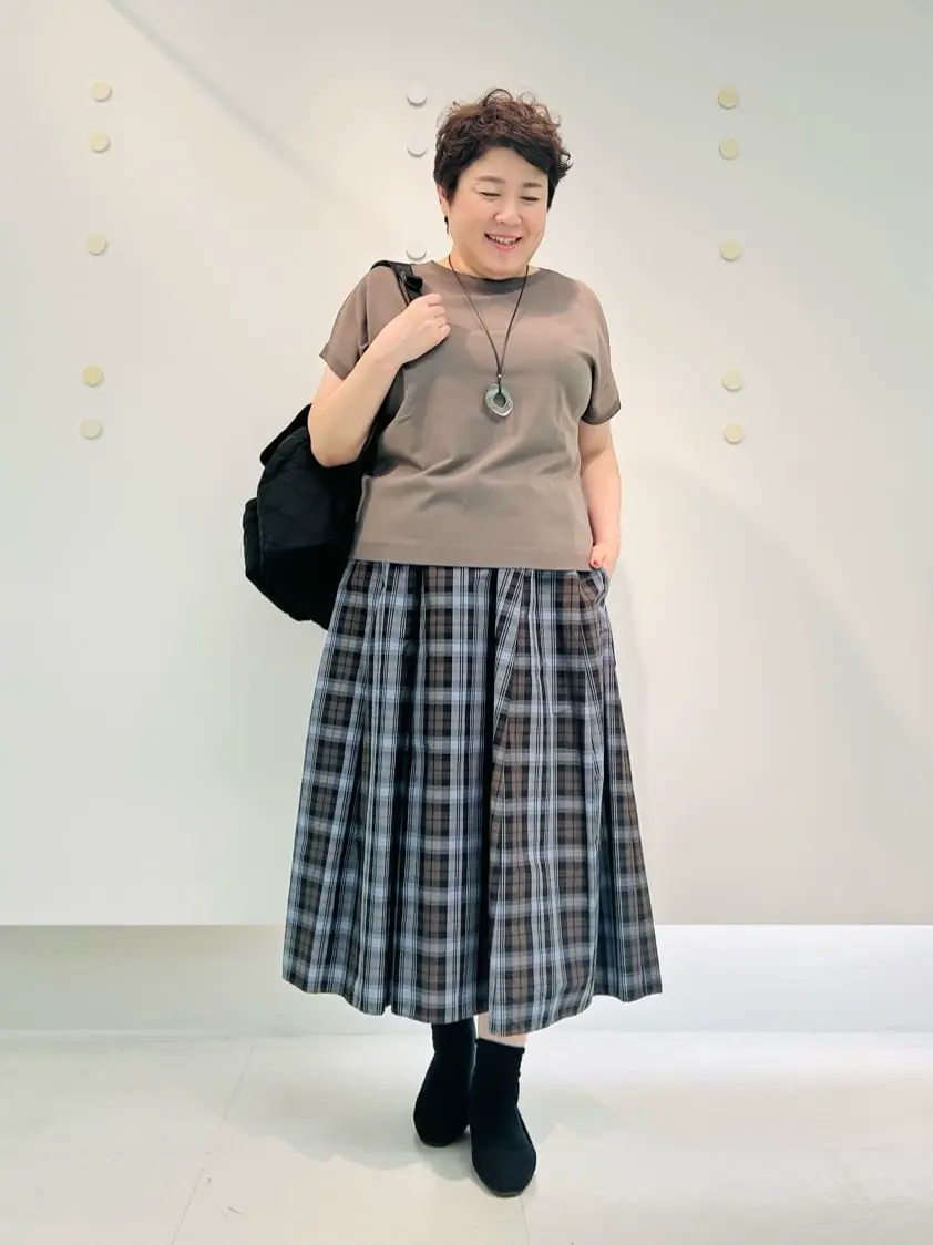 23区 L 佐藤 コーディネート画像