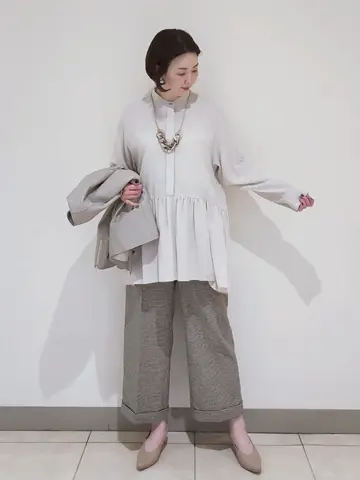 23区 L スタッフ コーディネート画像