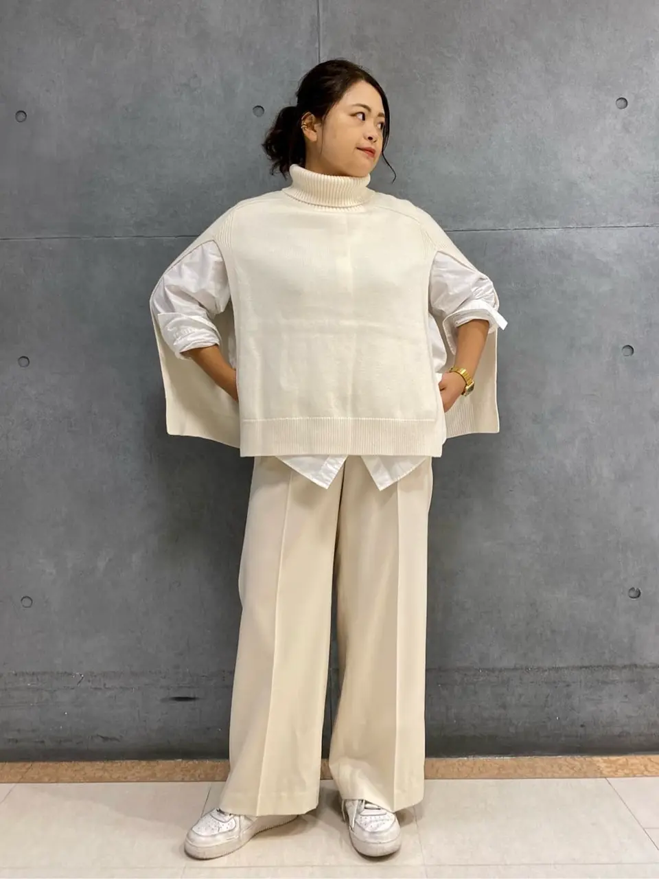  上山 コーディネート画像