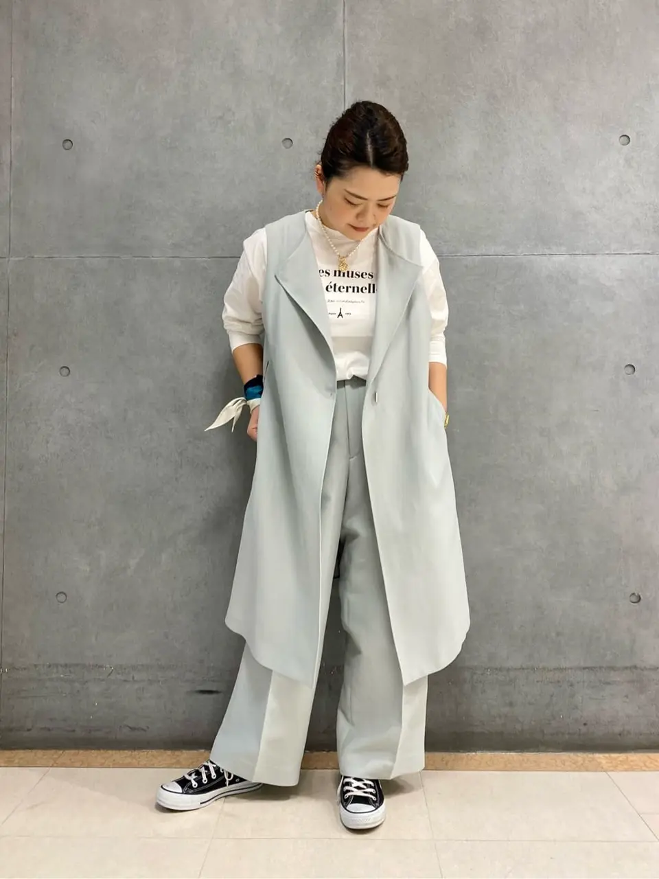  上山 コーディネート画像